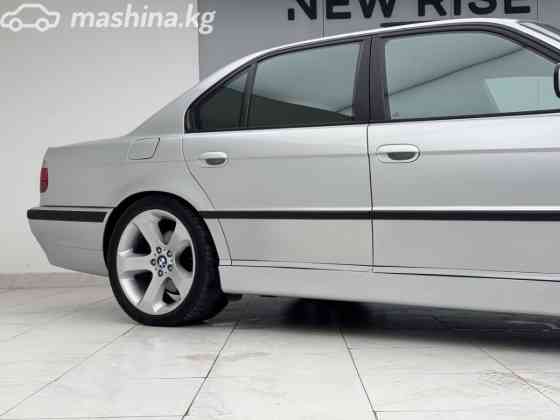BMW 7 серии III (E38) Рестайлинг 740i 4.4, 2000 Бишкек