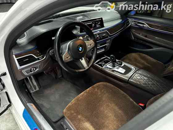 BMW 7 серии VI (G11/G12) Рестайлинг 750Li xDrive 4.4, 2020 Бишкек