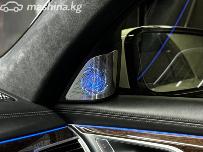 BMW 7 серии VI (G11/G12) Рестайлинг 750Li xDrive 4.4, 2020 Бишкек - изображение 10