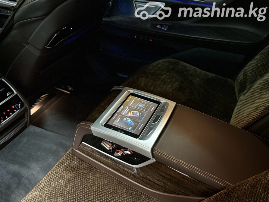 BMW 7 серии VI (G11/G12) Рестайлинг 750Li xDrive 4.4, 2020 Бишкек - сүрөт 8