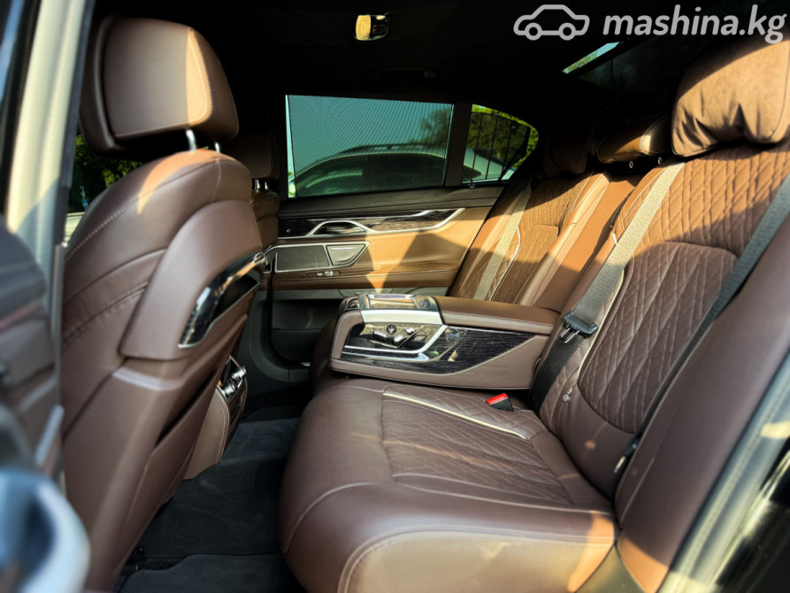 BMW 7 серии VI (G11/G12) Рестайлинг 730d xDrive 3.0, 2021 Бишкек - сүрөт 9