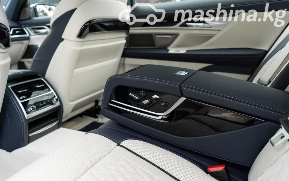 BMW 7 серии VI (G11/G12) Рестайлинг 750i xDrive 4.4, 2021 Бишкек - сүрөт 8