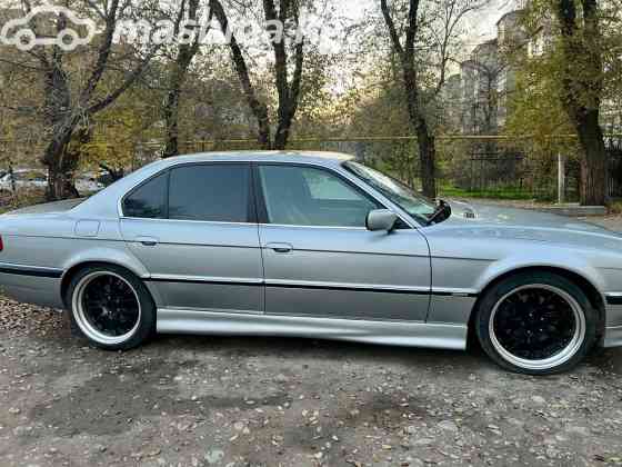 BMW 7 серии III (E38) Рестайлинг 740i 4.4, 1998 Бишкек