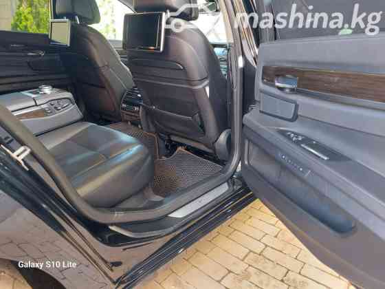 BMW 7 серии V (F01/F02/F04) Рестайлинг 740Li xDrive 3.0, 2015 Bishkek