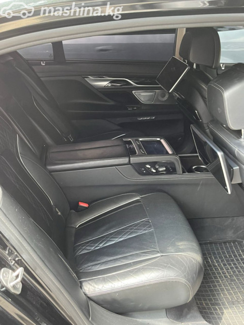 BMW 7 серии VI (G11/G12) 750i xDrive 4.4, 2015 Bishkek - photo 4
