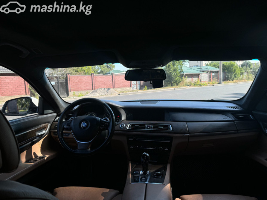BMW 7 серии V (F01/F02/F04) 750i 4.4, 2010 Bishkek - photo 8