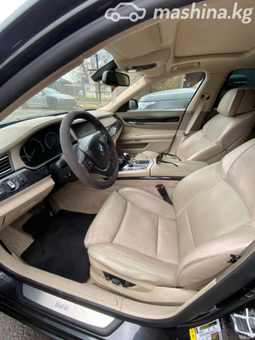 BMW 7 серии V (F01/F02/F04) 750i 4.4, 2009 Bishkek - photo 6