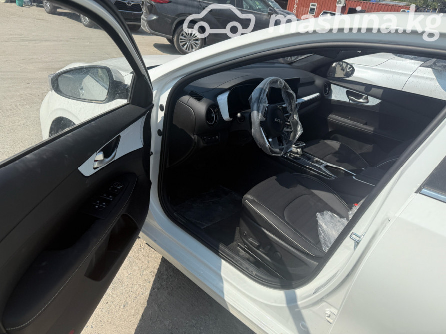 Kia K3 II China Market Рестайлинг 1.5, 2025 Бишкек - изображение 2