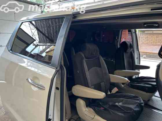 Kia Carnival III 2.2, 2016 Bishkek