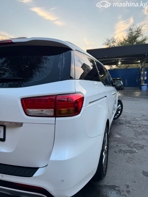 Kia Carnival III 2.2, 2017 Bishkek - photo 3