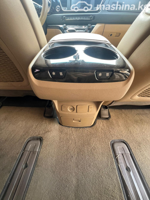 Kia Carnival III 2.2, 2018 Bishkek - photo 9