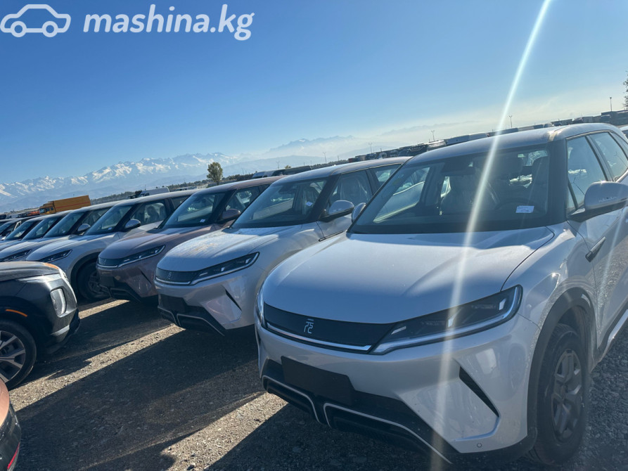 BYD Yuan Up 45.12, 2025 Bishkek - photo 1