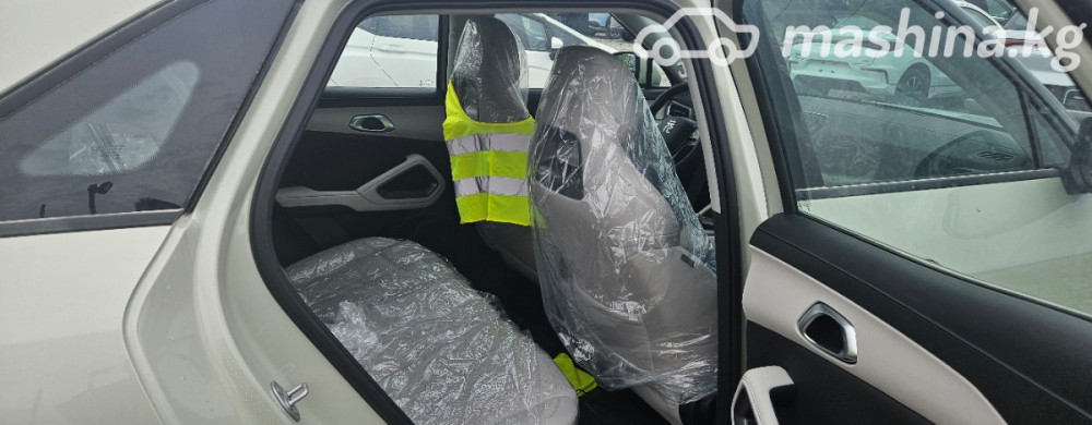 BYD Yuan Up 45.12, 2025 Bishkek - photo 5