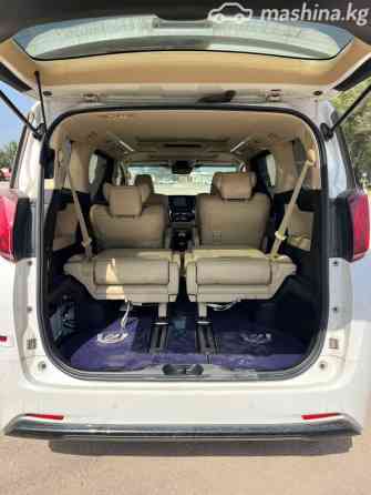 Toyota Alphard III Рестайлинг 2.5, 2022 Bishkek