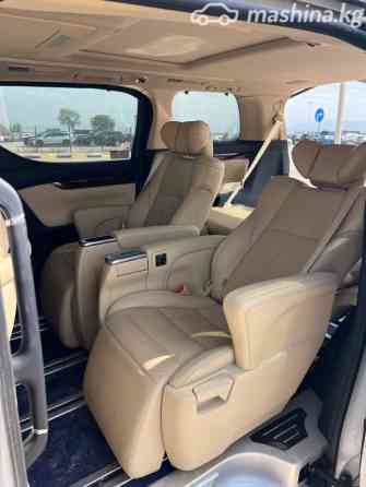 Toyota Alphard III Рестайлинг 2.5, 2022 Bishkek