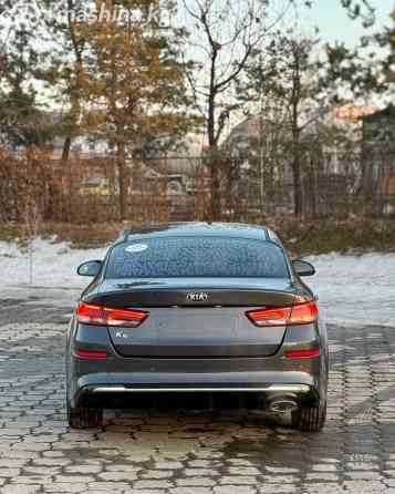 Kia K5 II Седан 2.0, 2018 Бишкек