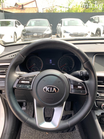 Kia K5 II Седан 2.0, 2018 Bishkek - photo 9