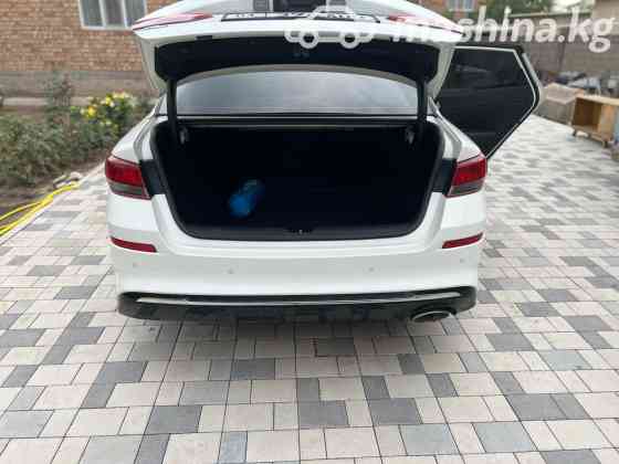Kia K5 II Седан 2.0, 2018 Bishkek