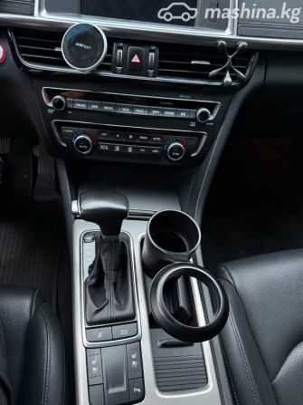 Kia K5 II Седан 2.0, 2017 Бишкек - сүрөт 12
