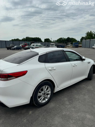 Kia K5 II Седан 2.0, 2017 Бишкек - сүрөт 1
