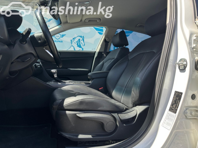 Kia K5 II Седан 2.0, 2018 Бишкек - изображение 5