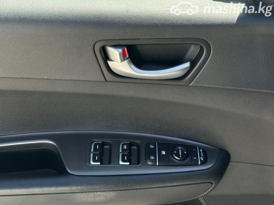 Kia K5 II Седан 2.0, 2018 Бишкек - сүрөт 8