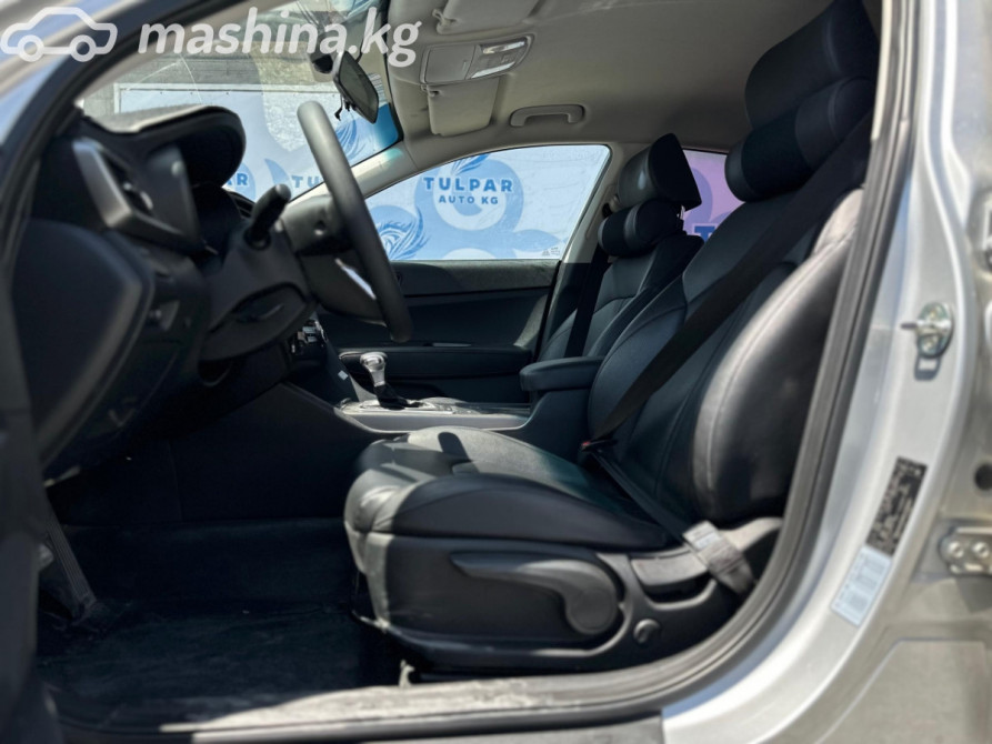Kia K5 II Седан 2.0, 2018 Бишкек - сүрөт 6