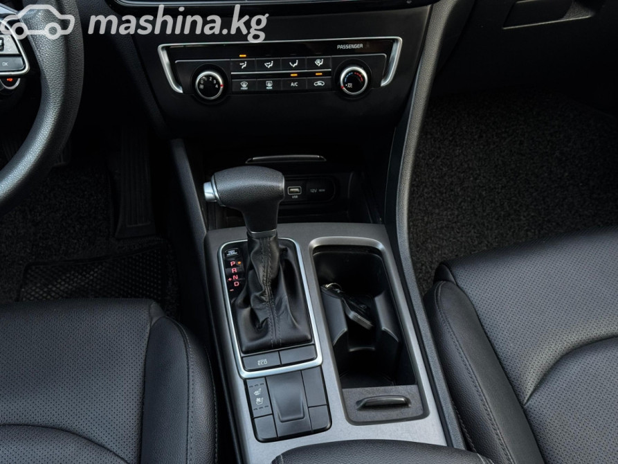 Kia K5 II Седан 2.0, 2018 Бишкек - сүрөт 8