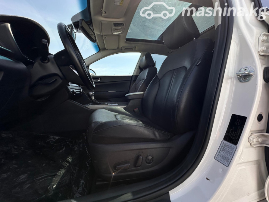 Kia K5 II Седан 2.0, 2019 Bishkek - photo 5