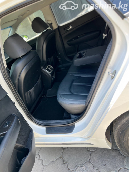 Kia K5 II Седан 2.0, 2018 Bishkek - photo 9