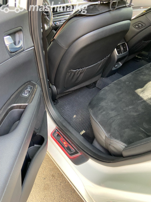 Kia K5 II Седан 2.0, 2018 Бишкек - изображение 7