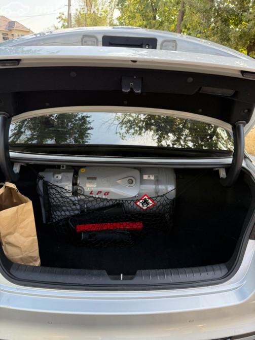 Kia K5 II Седан 2.0, 2019 Бишкек - сүрөт 12