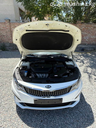 Kia K5 II Седан 2.0, 2018 Бишкек - изображение 9
