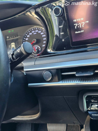 Kia K5 III Седан LPi 2.0, 2021 Бишкек - изображение 8