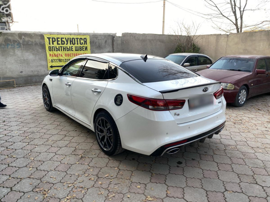 Kia K5 II Седан 1.7, 2016 Бишкек - сүрөт 3