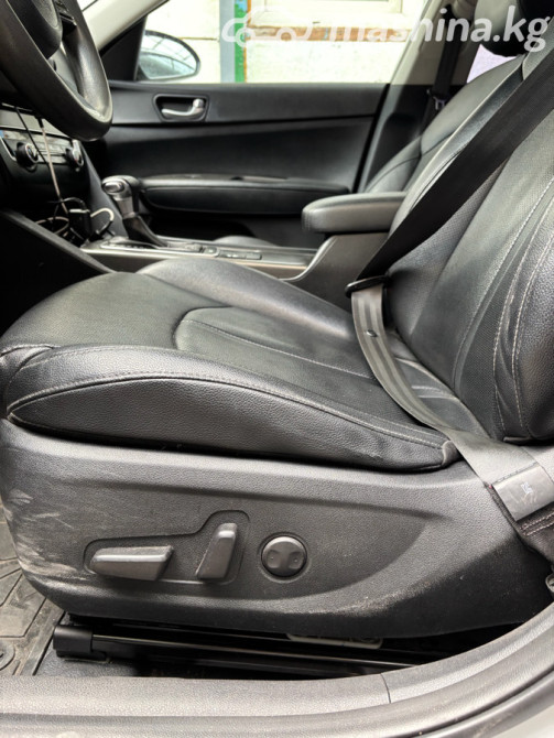 Kia K5 II Седан 2.0, 2020 Бишкек - сүрөт 8