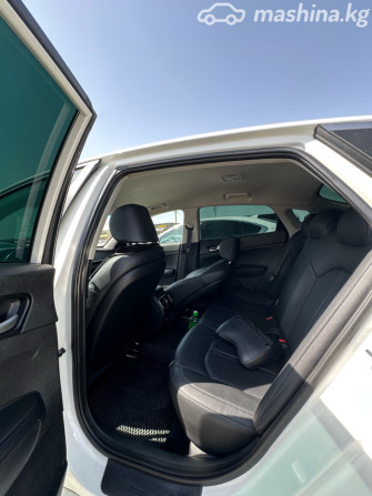 Kia K5 II Седан 2.0, 2017 Бишкек - сүрөт 3