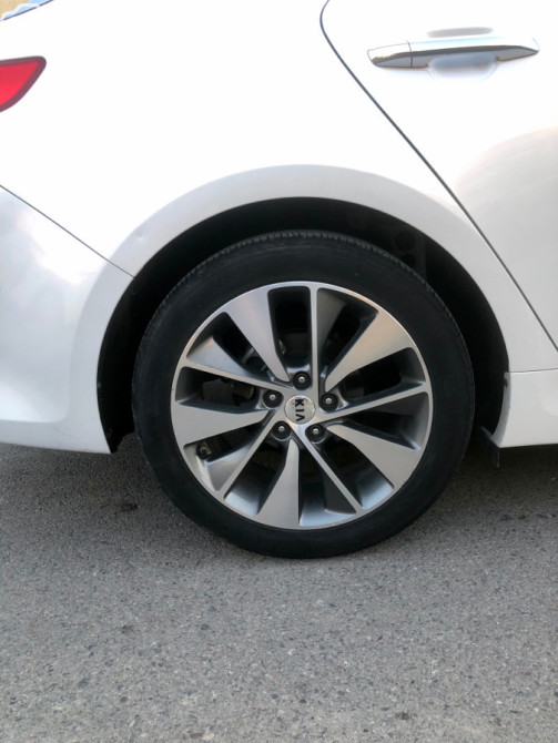 Kia K5 II Седан 2.0, 2017 Бишкек - сүрөт 4