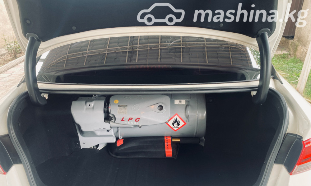 Kia K5 II Седан 2.0, 2017 Bishkek - photo 11