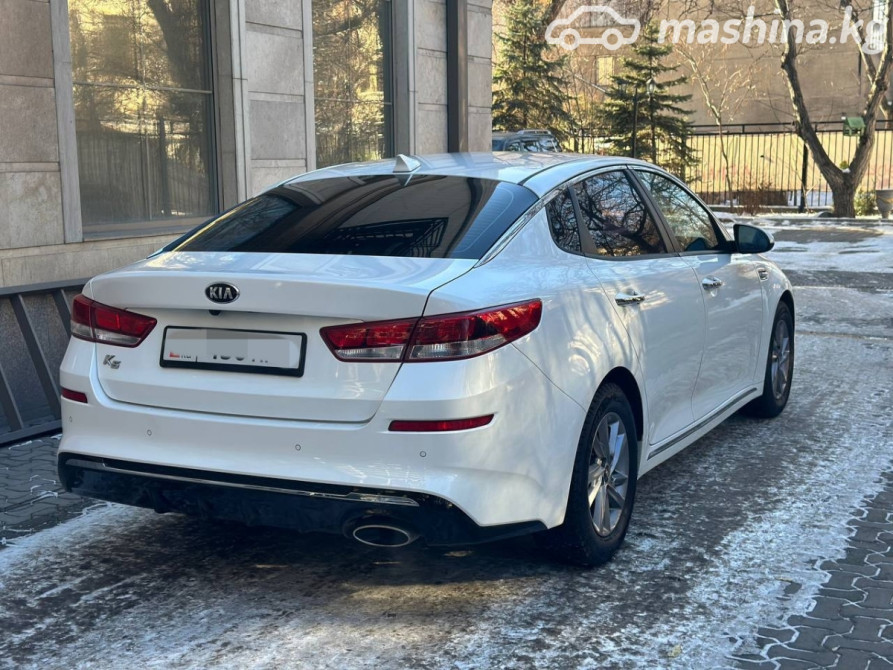 Kia K5 II Седан 2.0, 2018 Bishkek - photo 5