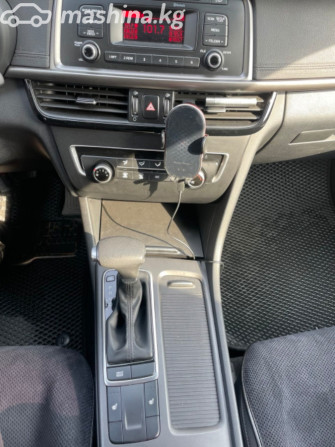 Kia K5 II Седан 2.0, 2017 Бишкек - сүрөт 9