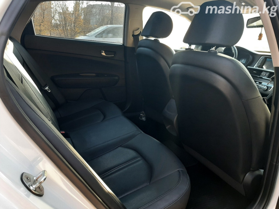 Kia K5 II Седан 2.0, 2017 Bishkek - photo 9