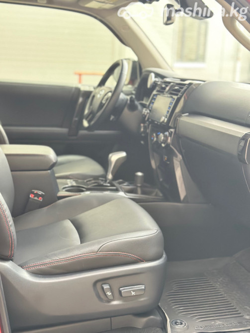 Toyota 4Runner V Рестайлинг 4.0, 2021 Бишкек - сүрөт 9
