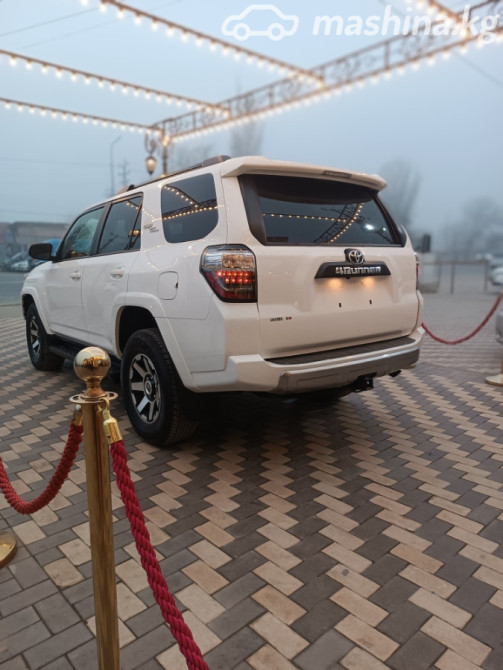 Toyota 4Runner V Рестайлинг 4.0, 2023 Бишкек - изображение 6