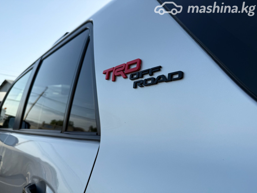 Toyota 4Runner V Рестайлинг 4.0, 2022 Бишкек - изображение 11