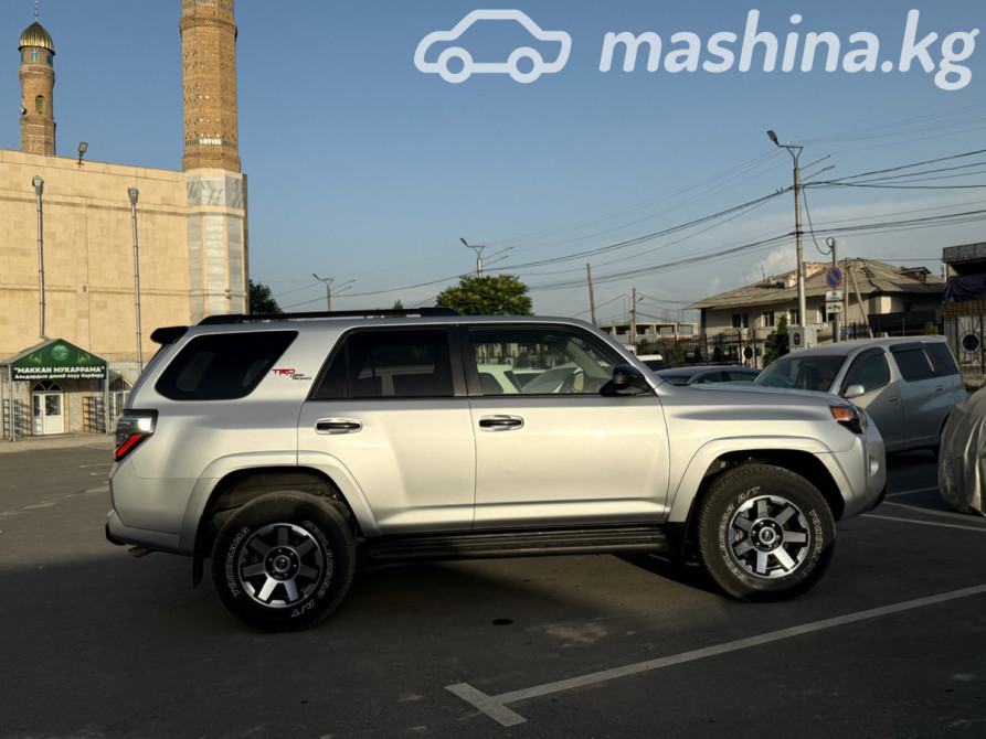 Toyota 4Runner V Рестайлинг 4.0, 2022 Бишкек - изображение 4