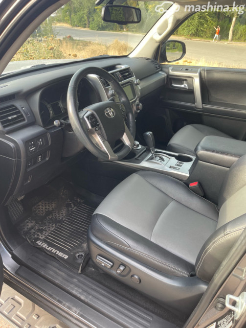 Toyota 4Runner V Рестайлинг 4.0, 2018 Бишкек - сүрөт 7