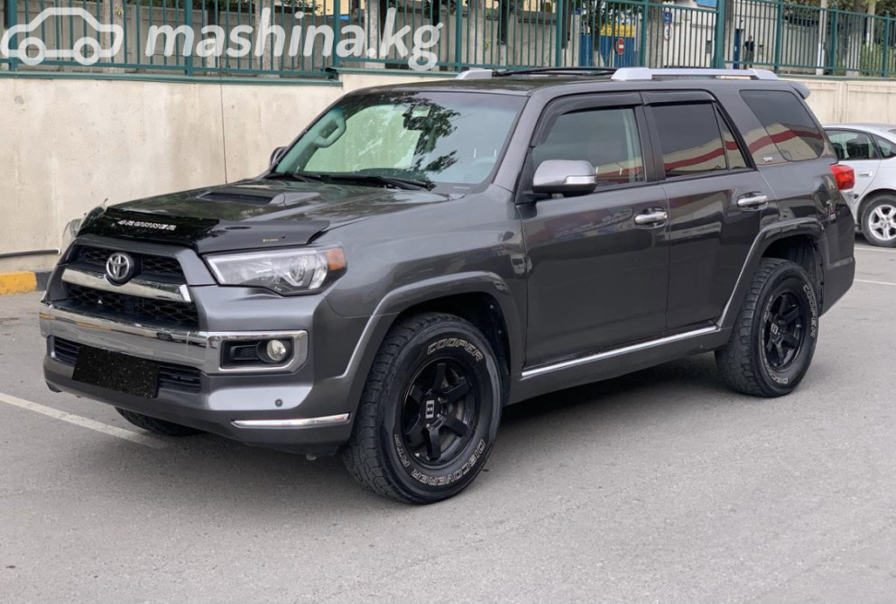 Toyota 4Runner V 4.0, 2010 Бишкек - изображение 1