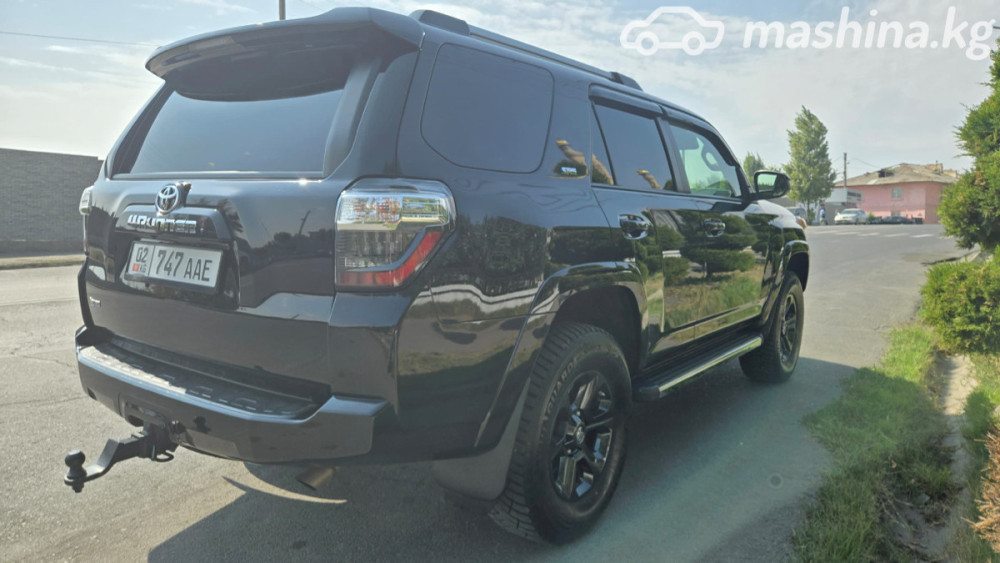 Toyota 4Runner V Рестайлинг 4.0, 2021 Бишкек - изображение 3