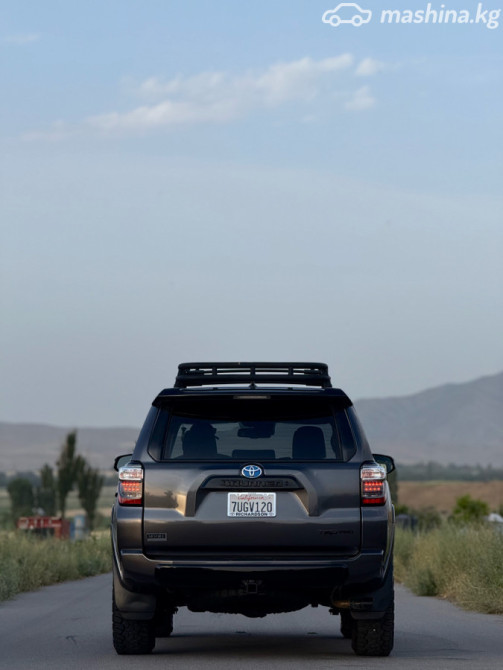 Toyota 4Runner V Рестайлинг 4.0, 2020 Бишкек - изображение 8